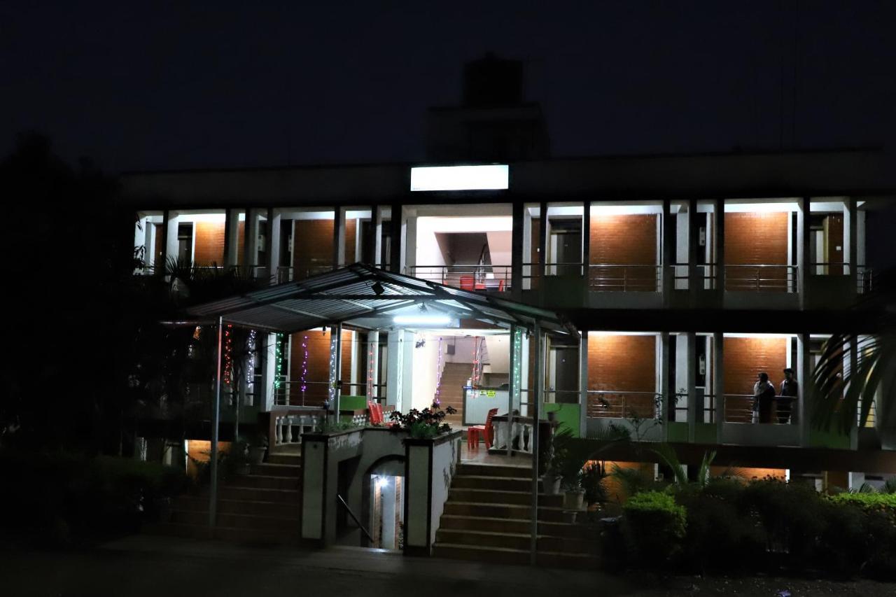 River Palace - A Valley View Hotel Panchgani Exterior foto